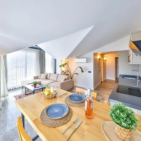 מלון דירות Sole Vista Homes 3*